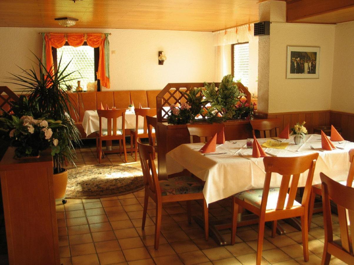 Gasthaus Zur Krone Feilbingert Bagian luar foto